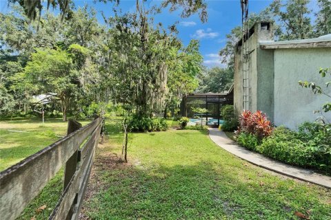 House in Plant City, Florida 3 bedrooms, 172.43 sq.m. № 1813709 - photo 28