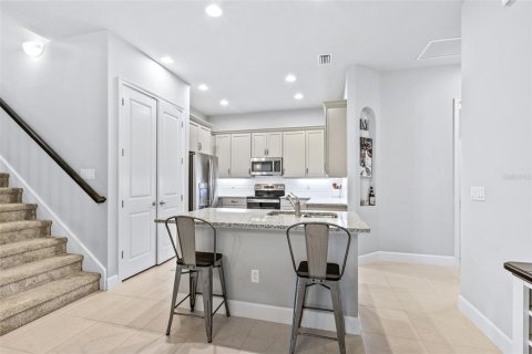 Townhouse in Port Orange, Florida 3 bedrooms, 194.63 sq.m. № 1829882 - photo 9