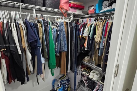 Casa en venta en Homestead, Florida, 4 dormitorios, 155.52 m2 № 1975929 - foto 19