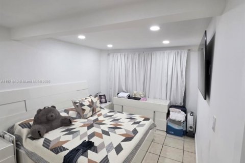 Casa en venta en Homestead, Florida, 4 dormitorios, 155.52 m2 № 1975929 - foto 22