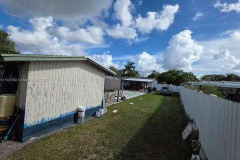 Casa en venta en Homestead, Florida, 4 dormitorios, 155.52 m2 № 1975929 - foto 27