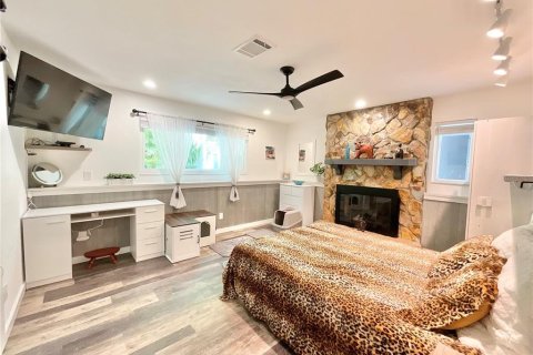 House in Tarpon Springs, Florida 5 bedrooms, 277.31 sq.m. № 1750261 - photo 22
