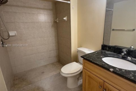 Condominio en alquiler en Coral Springs, Florida, 2 dormitorios, 91.42 m2 № 2030875 - foto 12