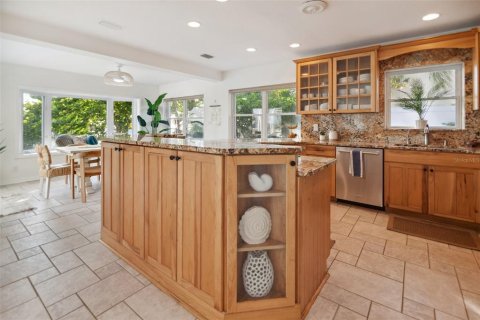 Casa en alquiler en Clearwater, Florida, 4 dormitorios, 258.92 m2 № 1905792 - foto 5