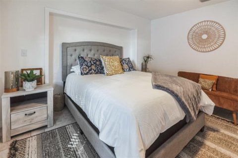 Casa en alquiler en Clearwater, Florida, 4 dormitorios, 258.92 m2 № 1905792 - foto 10