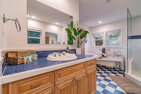 Casa en alquiler en Clearwater, Florida, 4 dormitorios, 258.92 m2 № 1905792 - foto 11