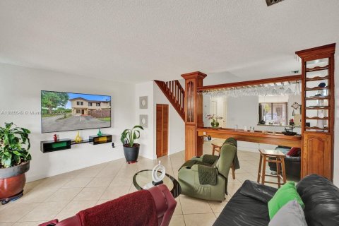 Adosado en venta en Miami, Florida, 2 dormitorios, 120.77 m2 № 1932456 - foto 16