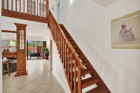 Adosado en venta en Miami, Florida, 2 dormitorios, 120.77 m2 № 1932456 - foto 10