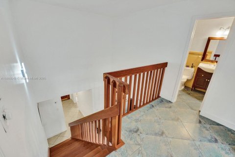 Adosado en venta en Miami, Florida, 2 dormitorios, 120.77 m2 № 1932456 - foto 27