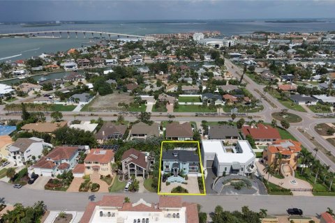 Casa en venta en Tierra Verde, Florida, 4 dormitorios, 315.87 m2 № 2290973 - foto 11
