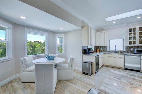 Casa en venta en Tierra Verde, Florida, 4 dormitorios, 315.87 m2 № 2290973 - foto 26
