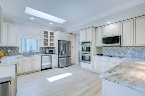 Casa en venta en Tierra Verde, Florida, 4 dormitorios, 315.87 m2 № 2290973 - foto 28