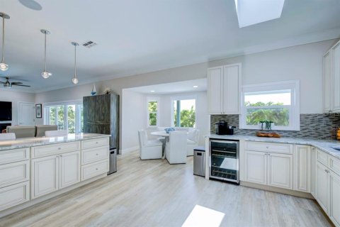 Casa en venta en Tierra Verde, Florida, 4 dormitorios, 315.87 m2 № 2290973 - foto 22