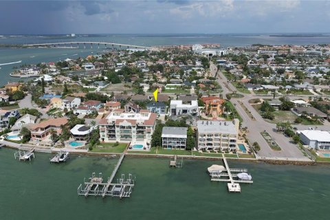 Casa en venta en Tierra Verde, Florida, 4 dormitorios, 315.87 m2 № 2290973 - foto 7