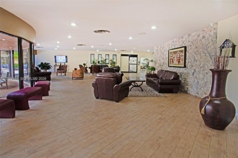 Купить кондоминиум в Санрайз, Флорида 2 спальни, 78.97м2, № 2066974 - фото 26