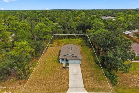 House in Weeki Wachee, Florida 2 bedrooms, 95.88 sq.m. № 2403709 - photo 2