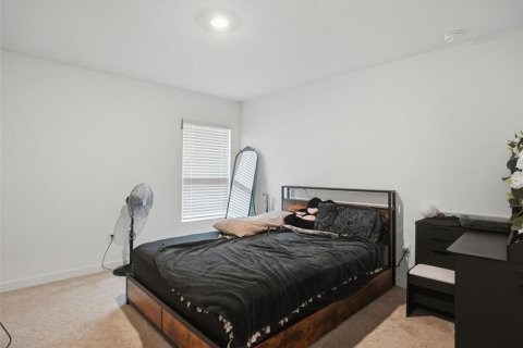House in Weeki Wachee, Florida 2 bedrooms, 95.88 sq.m. № 2403709 - photo 12