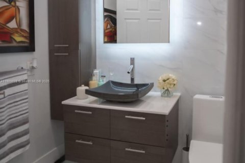 Купить виллу или дом в Майами, Флорида 4 спальни, 161.93м2, № 1939076 - фото 15
