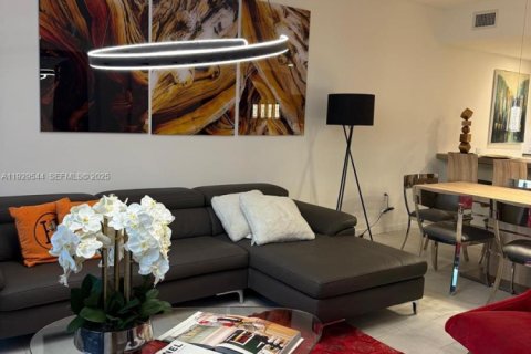 Appartement à louer à Miami, Floride: 1 chambre, 76.74 m2 № 1987685 - photo 7