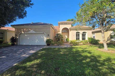 Villa ou maison à vendre à St. Lucie, Floride: 3 chambres, 164.07 m2 № 2439193 - photo 2