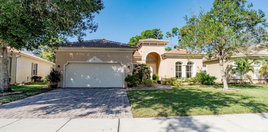 Villa ou maison à St. Lucie, Floride 3 chambres, 164.07 m2 № 2439193