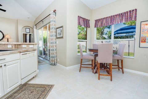 Villa ou maison à vendre à St. Lucie, Floride: 3 chambres, 164.07 m2 № 2439193 - photo 13