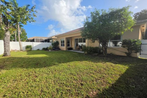 Villa ou maison à vendre à St. Lucie, Floride: 3 chambres, 164.07 m2 № 2439193 - photo 29
