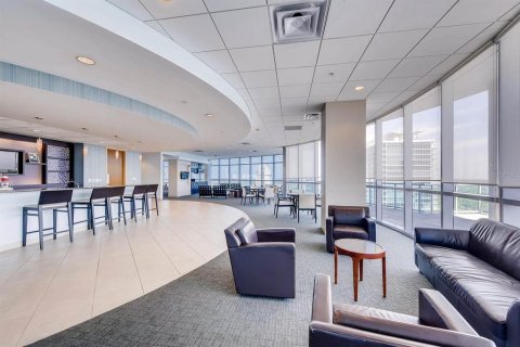 Condo in Orlando, Florida, 3 bedrooms  № 1917401 - photo 4