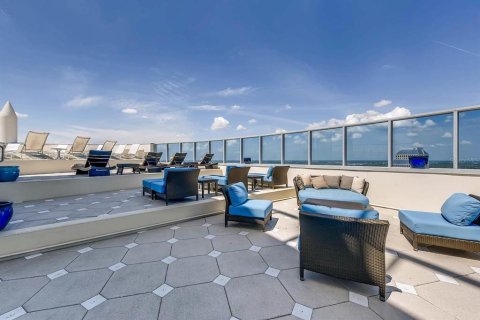 Condo in Orlando, Florida, 3 bedrooms  № 1917401 - photo 10