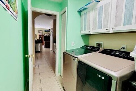Casa en alquiler en Jensen Beach, Florida, 2 dormitorios, 199 m2 № 1225715 - foto 1