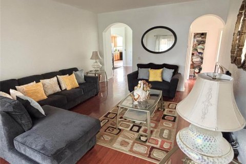 House in Lakeland, Florida 4 bedrooms, 172.89 sq.m. № 1765982 - photo 5