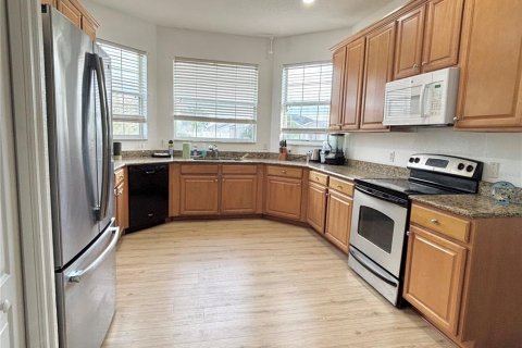 House in Lakeland, Florida 4 bedrooms, 172.89 sq.m. № 1765982 - photo 6