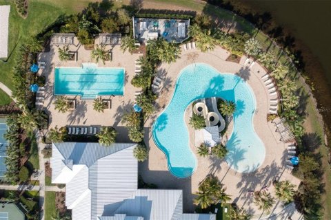 House in Apollo Beach, Florida 2 bedrooms, 147.16 sq.m. № 1827231 - photo 5