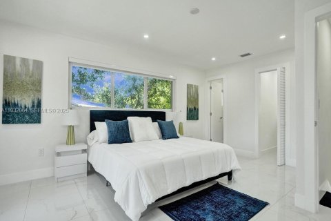 Casa en alquiler en El Portal, Florida, 4 dormitorios, 119.57 m2 № 1990769 - foto 19