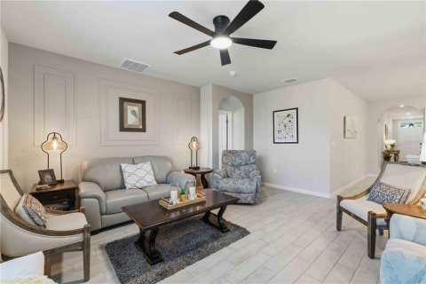 House in Punta Gorda, Florida 4 bedrooms, 171.5 sq.m. № 2320962 - photo 9