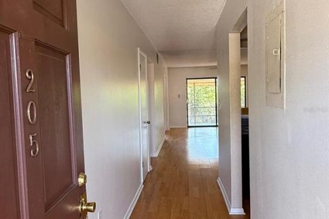 Condo in Lake Wales, Florida, 2 bedrooms  № 1643195 - photo 2