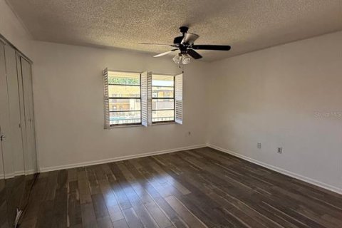 Condo in Lake Wales, Florida, 2 bedrooms  № 1643195 - photo 11
