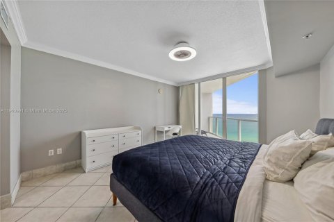 Condominio en venta en Sunny Isles Beach, Florida, 2 dormitorios, 117.61 m2 № 1953501 - foto 6