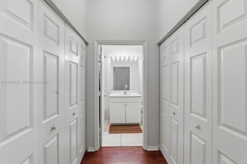 Villa ou maison à vendre à Coral Springs, Floride: 3 chambres, 142.33 m2 № 2024576 - photo 7