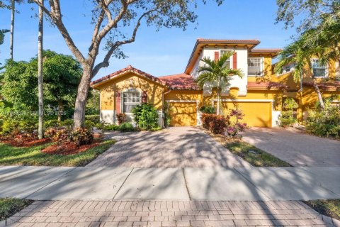 Villa ou maison à Coral Springs, Floride 3 chambres, 142.33 m2 № 2024576