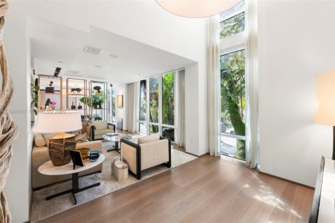 Таунхаус в Майами, Флорида 3 спальни, 173.73м2 № 2047965