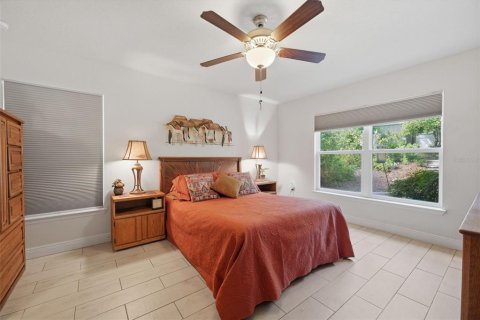 Casa en venta en Spring Hill, Florida, 4 dormitorios, 163.69 m2 № 2384406 - foto 8
