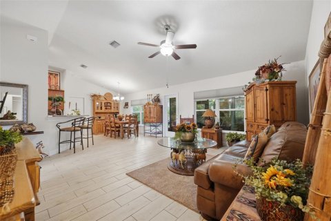 Casa en venta en Spring Hill, Florida, 4 dormitorios, 163.69 m2 № 2384406 - foto 22
