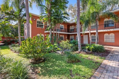 Снять в аренду кондоминиум в Форт-Лодердейл, Флорида 1 спальня, 58.81м2, № 1995456 - фото 2