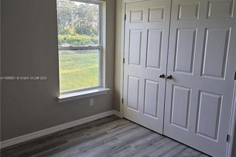House in Lehigh Acres, Florida 3 bedrooms, 119.57 sq.m. № 1764751 - photo 9