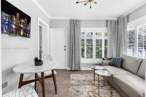 Villa ou maison à vendre à Miami Beach, Floride: 2 chambres, 82.87 m2 № 2065734 - photo 16