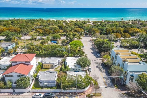 Villa ou maison à vendre à Miami Beach, Floride: 2 chambres, 82.87 m2 № 2065734 - photo 24