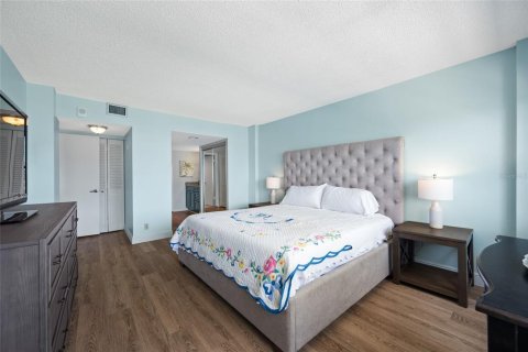 Condominio en venta en Clearwater, Florida, 2 dormitorios, 120.77 m2 № 2147994 - foto 25