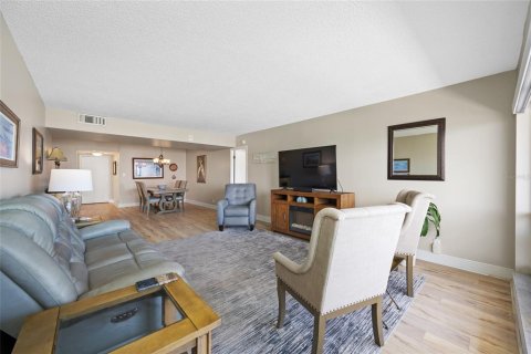 Condominio en venta en Clearwater, Florida, 2 dormitorios, 120.77 m2 № 2147994 - foto 21