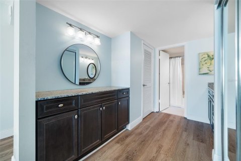 Condominio en venta en Clearwater, Florida, 2 dormitorios, 120.77 m2 № 2147994 - foto 28